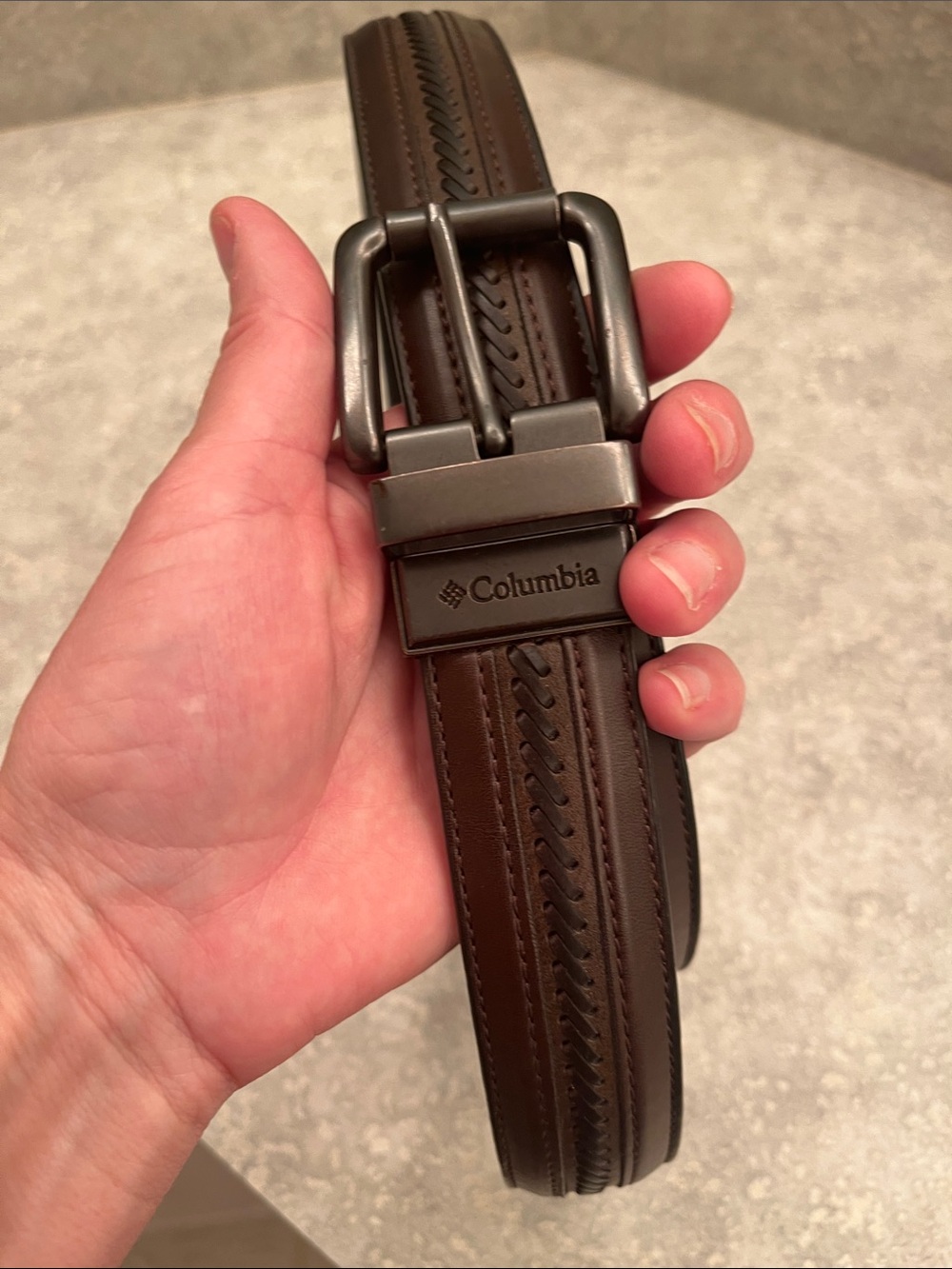 Men’s belt Columbia Brown and black 2 in 1 It’s reversible Size 38